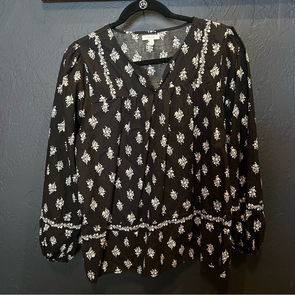 Maurices Black and White Floral Blouse
